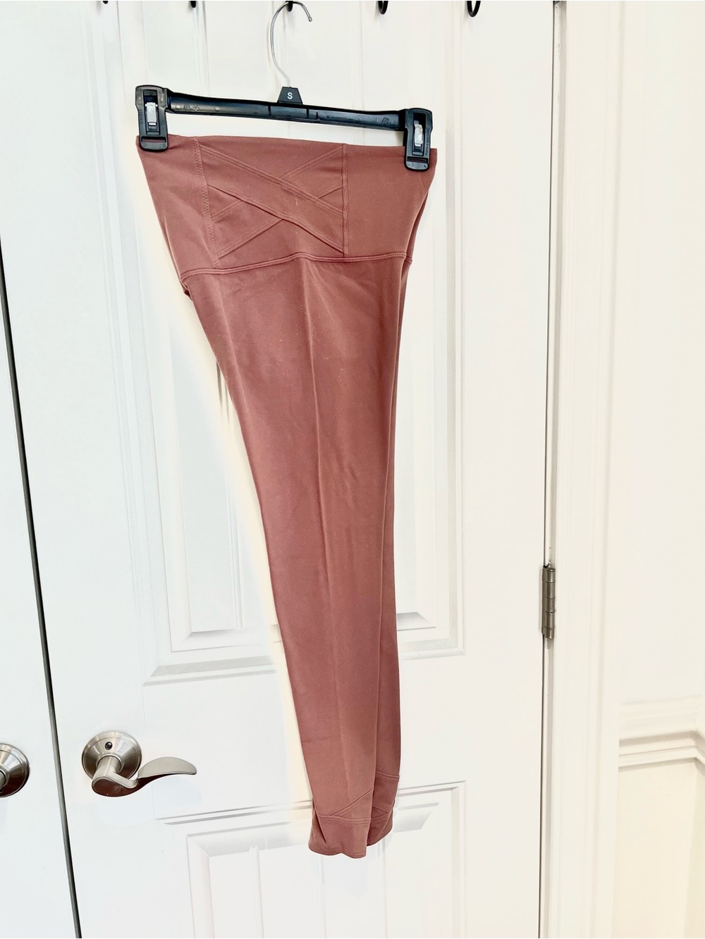 Athleta Salutation Stash Rose High Rise 7/8
